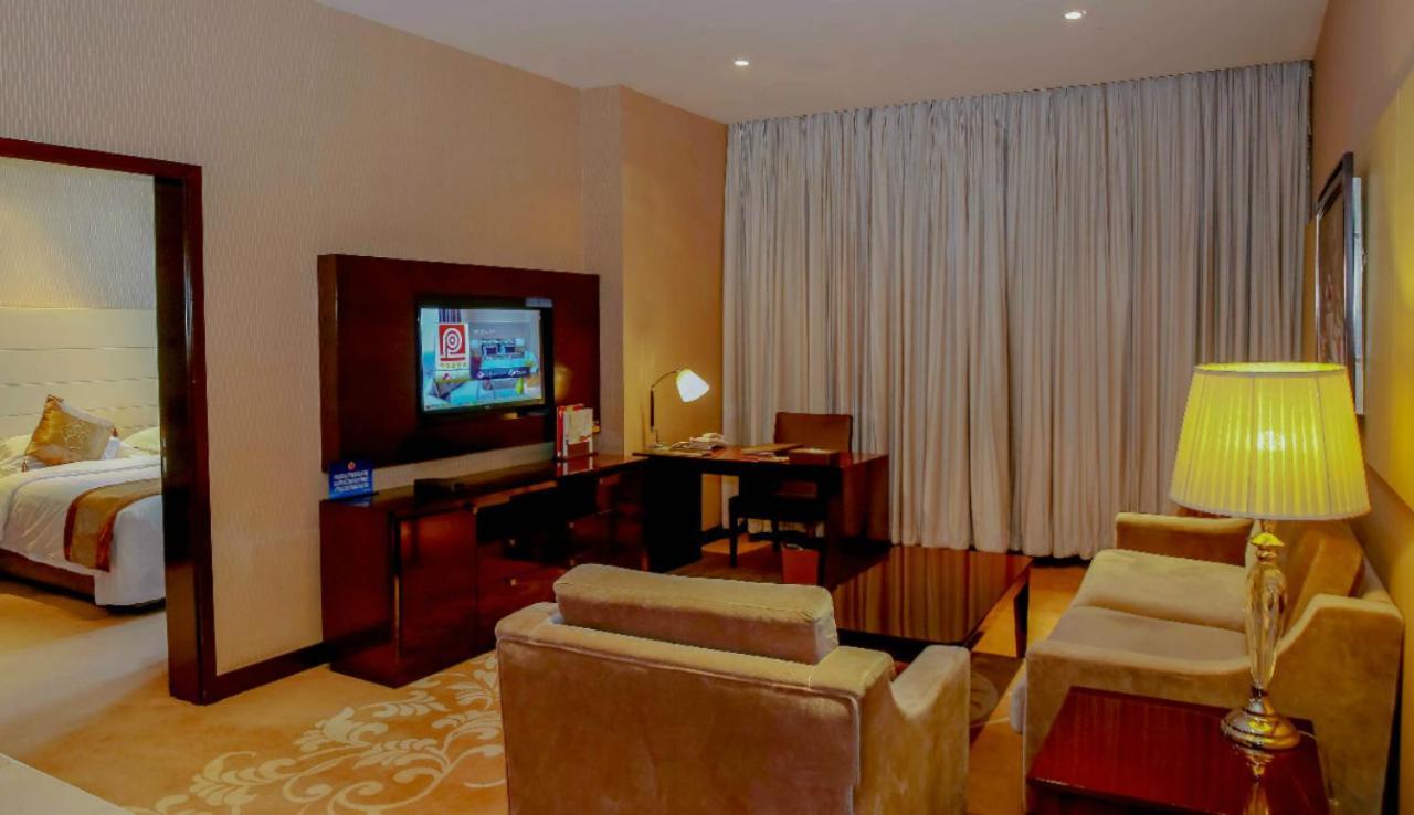 Ritan Hotel Downtown Peking Exterior foto